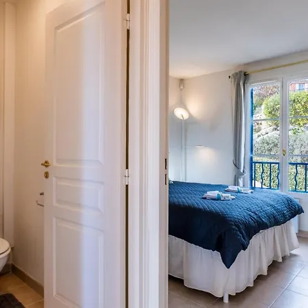 Holiday home Beautiful And Peaceful In A Villeneuve-Loubet