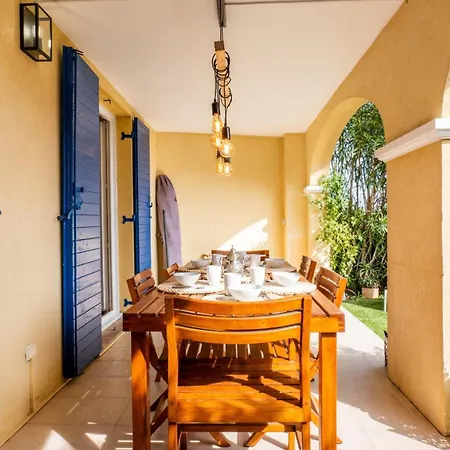 Beautiful And Peaceful In A * Villeneuve-Loubet